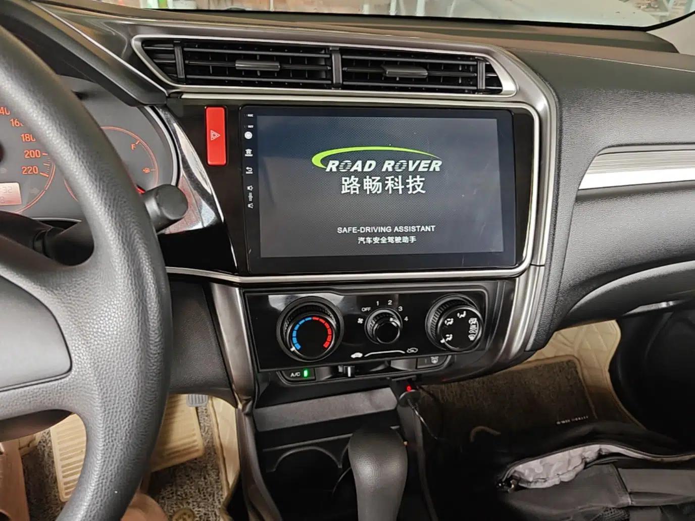 Honda Greiz 2016 1.5L CVT Classic Edition — миниатюра 15