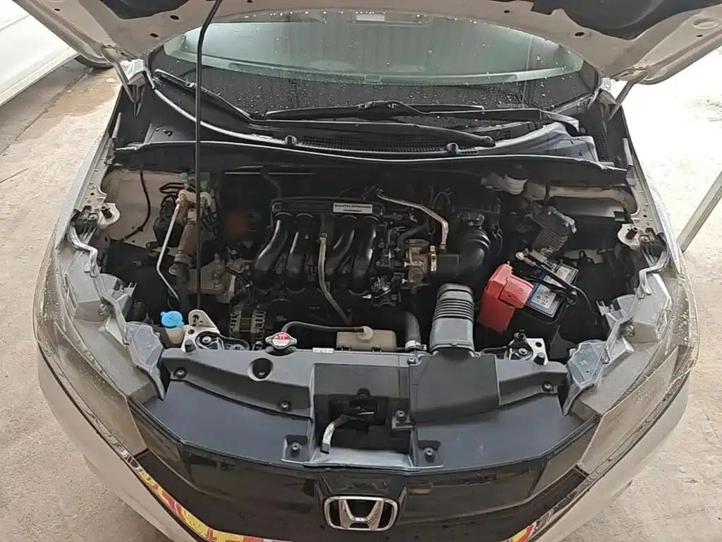 2016 Honda Greiz 1.5L CVT Classic Edition — миниатюра 20