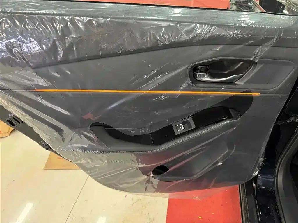 Accord PHEV 2023 2.0L e:PHEV Luxury Edition — миниатюра 12
