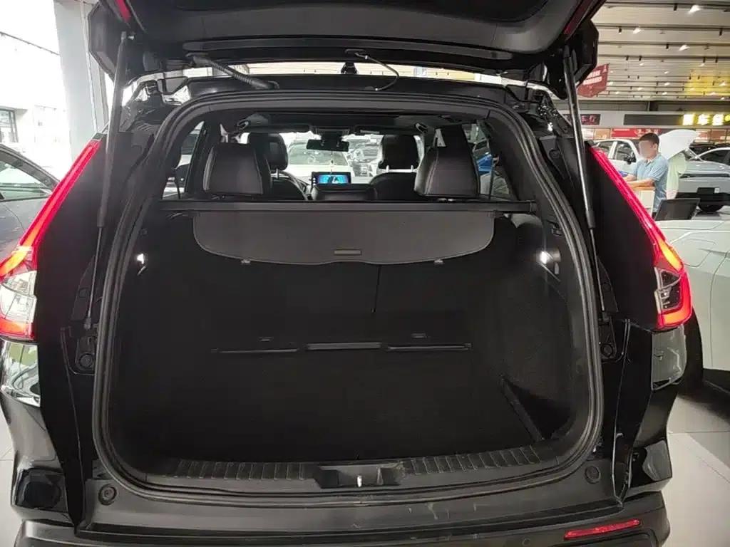 Honda CR-V PHEV 2023 2.0L e:PHEV Leading Edition — миниатюра 19