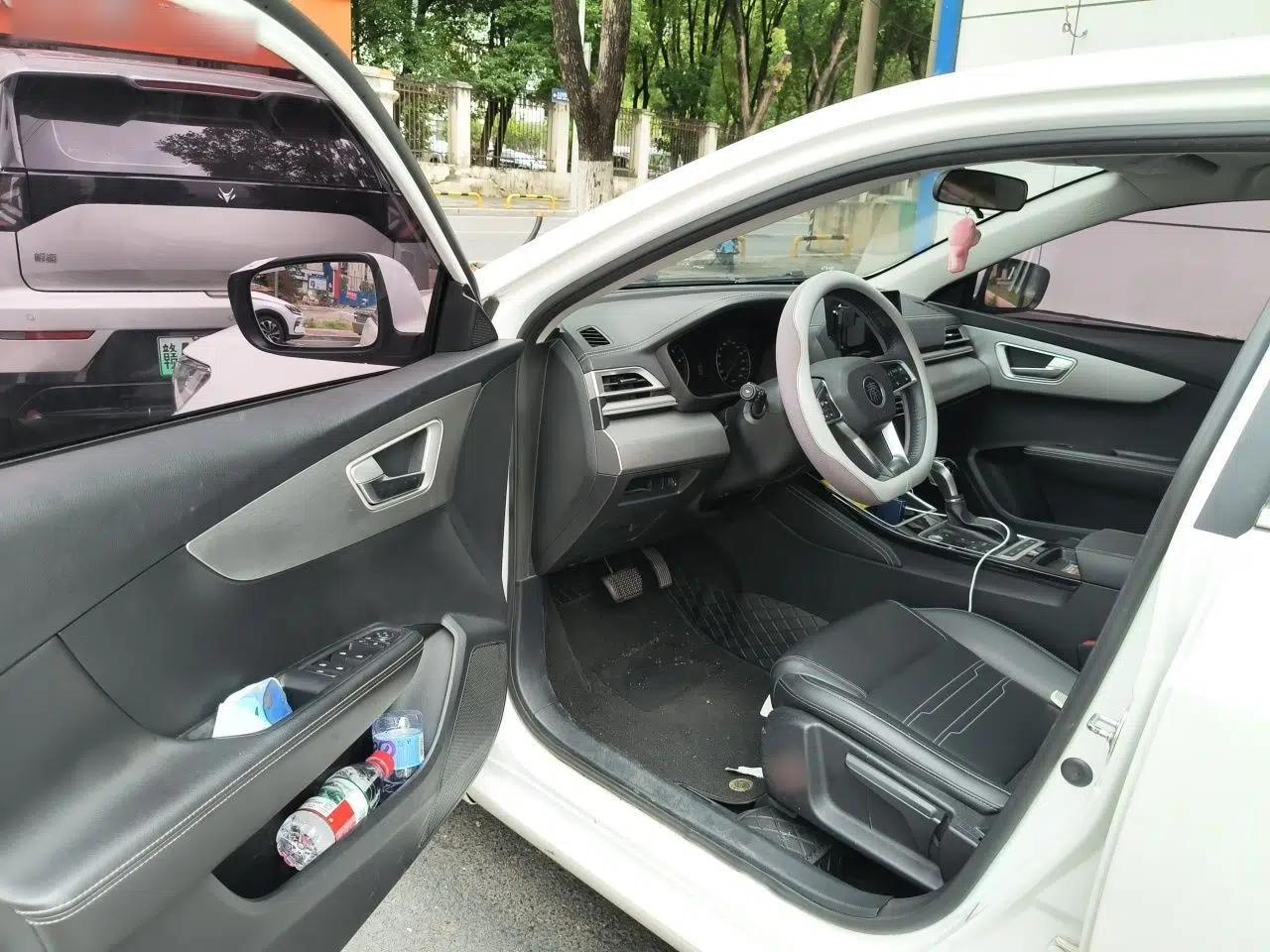 BYD Qin 2019 1.5L Automatic Prestige Model — миниатюра 16