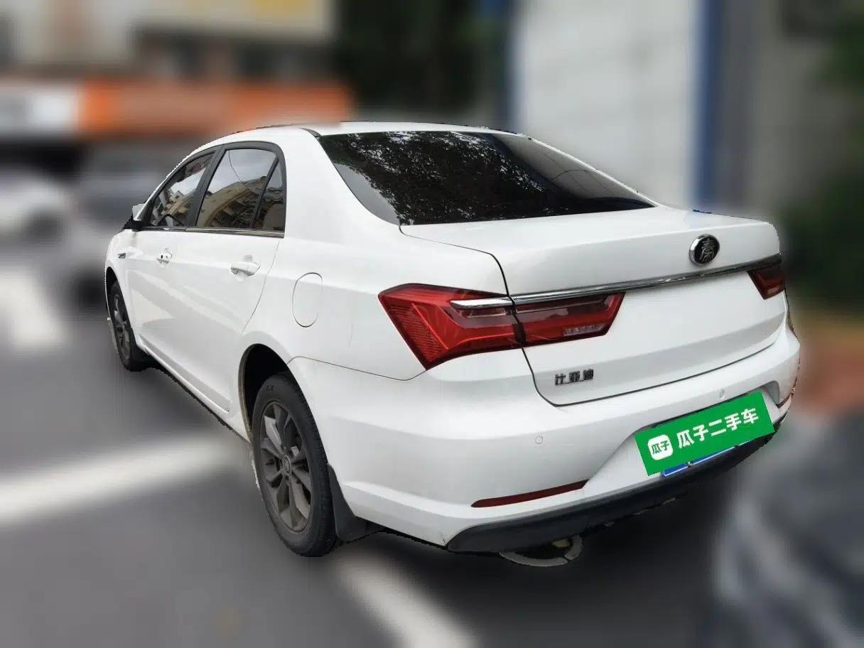 BYD Qin 2019 1.5L Automatic Prestige Model — миниатюра 4