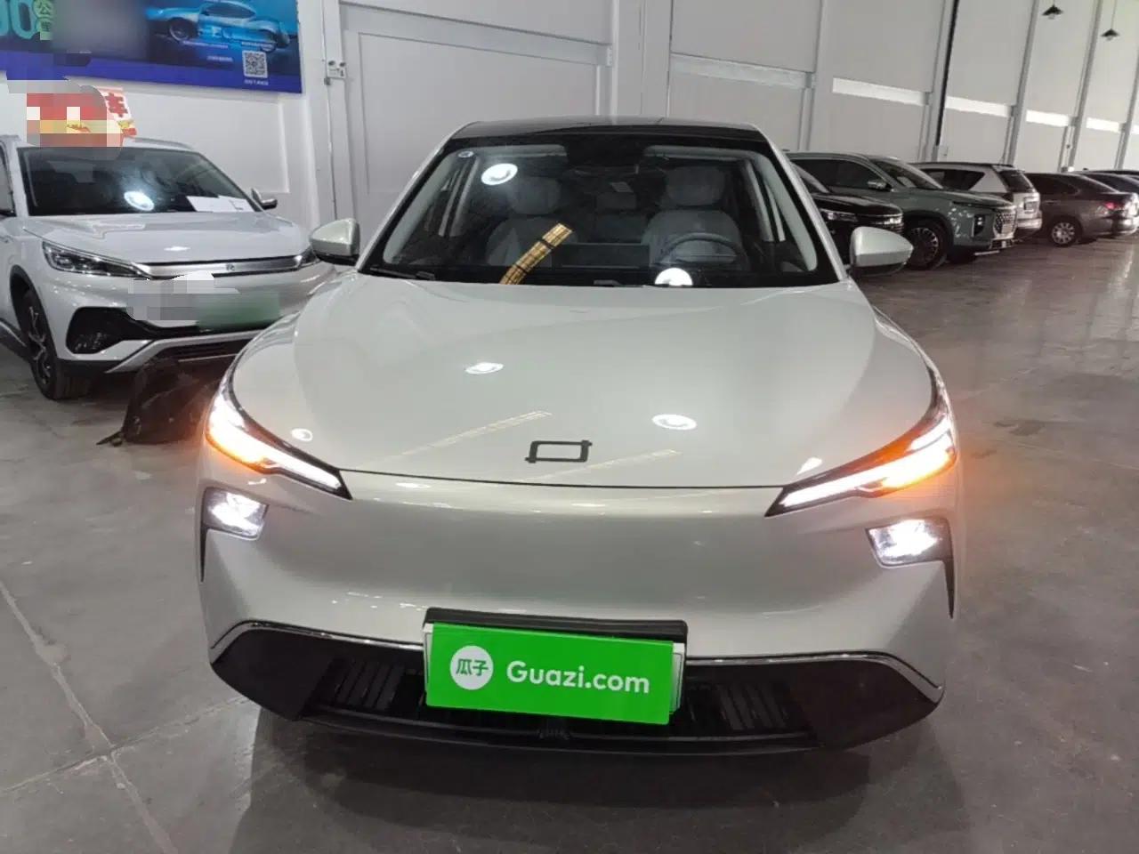 Bestune Yueyi 03 2025 565km Enjoy Edition — миниатюра 2