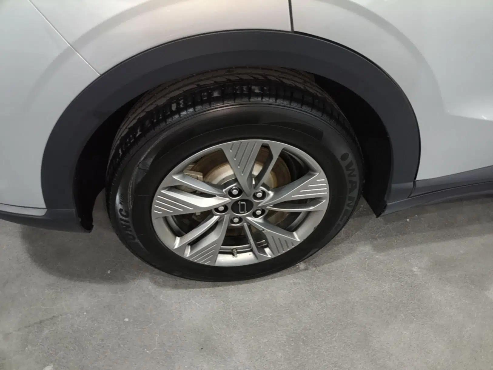 Bestune Yueyi 03 2025 565km Enjoy Edition — миниатюра 11