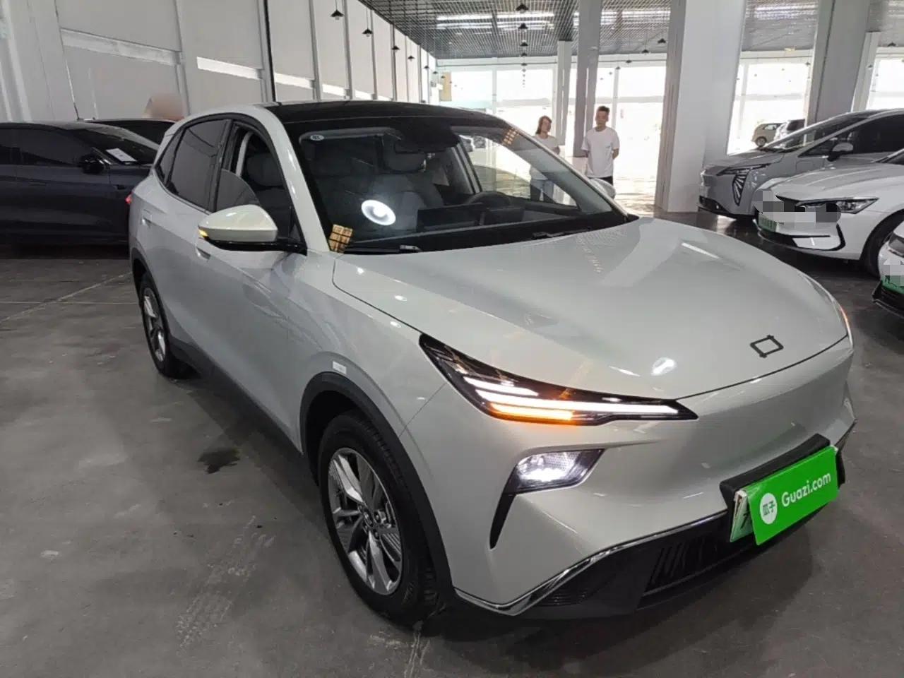 Bestune Yueyi 03 2025 565km Enjoy Edition — миниатюра 3