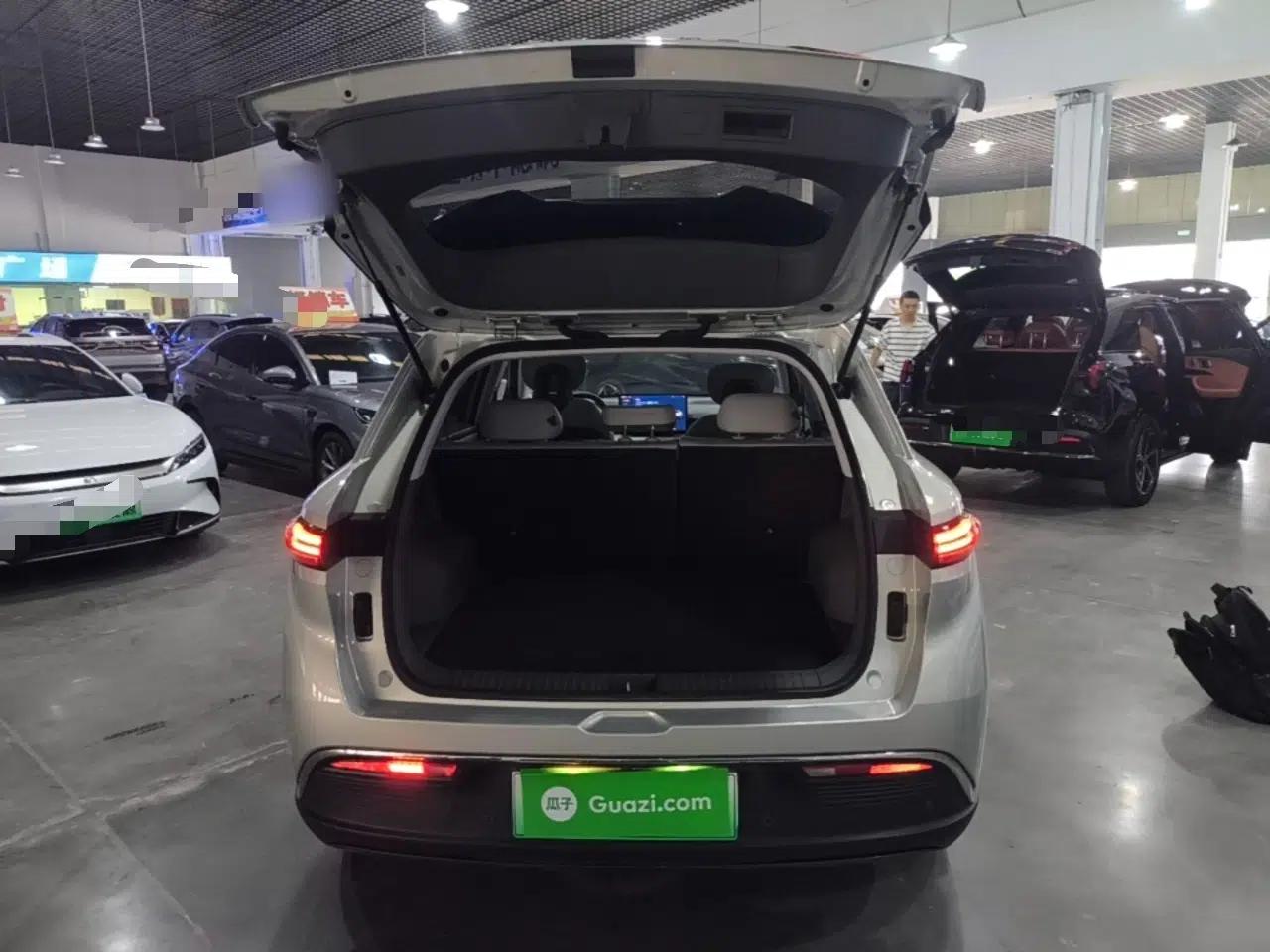 Bestune Yueyi 03 2025 565km Enjoy Edition — миниатюра 22