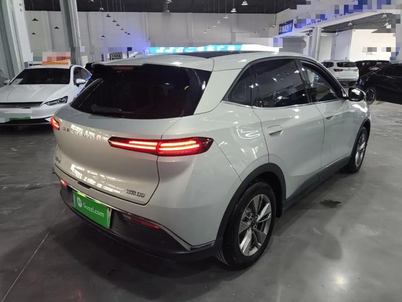Bestune Yueyi 03 2025 565km Enjoy Edition — миниатюра 6