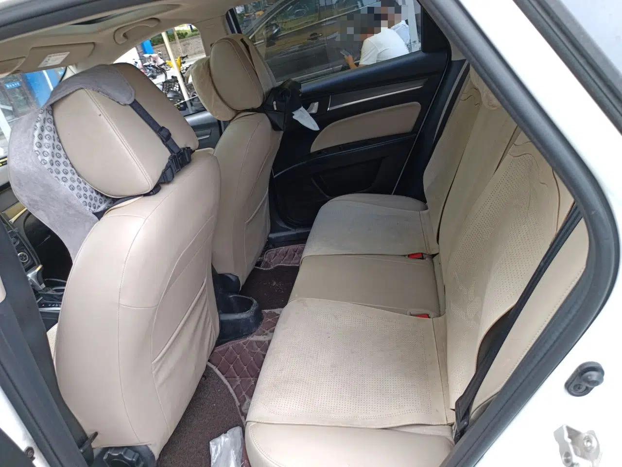 Bestune B30 2016 1.6L Automatic Luxury Model — миниатюра 17