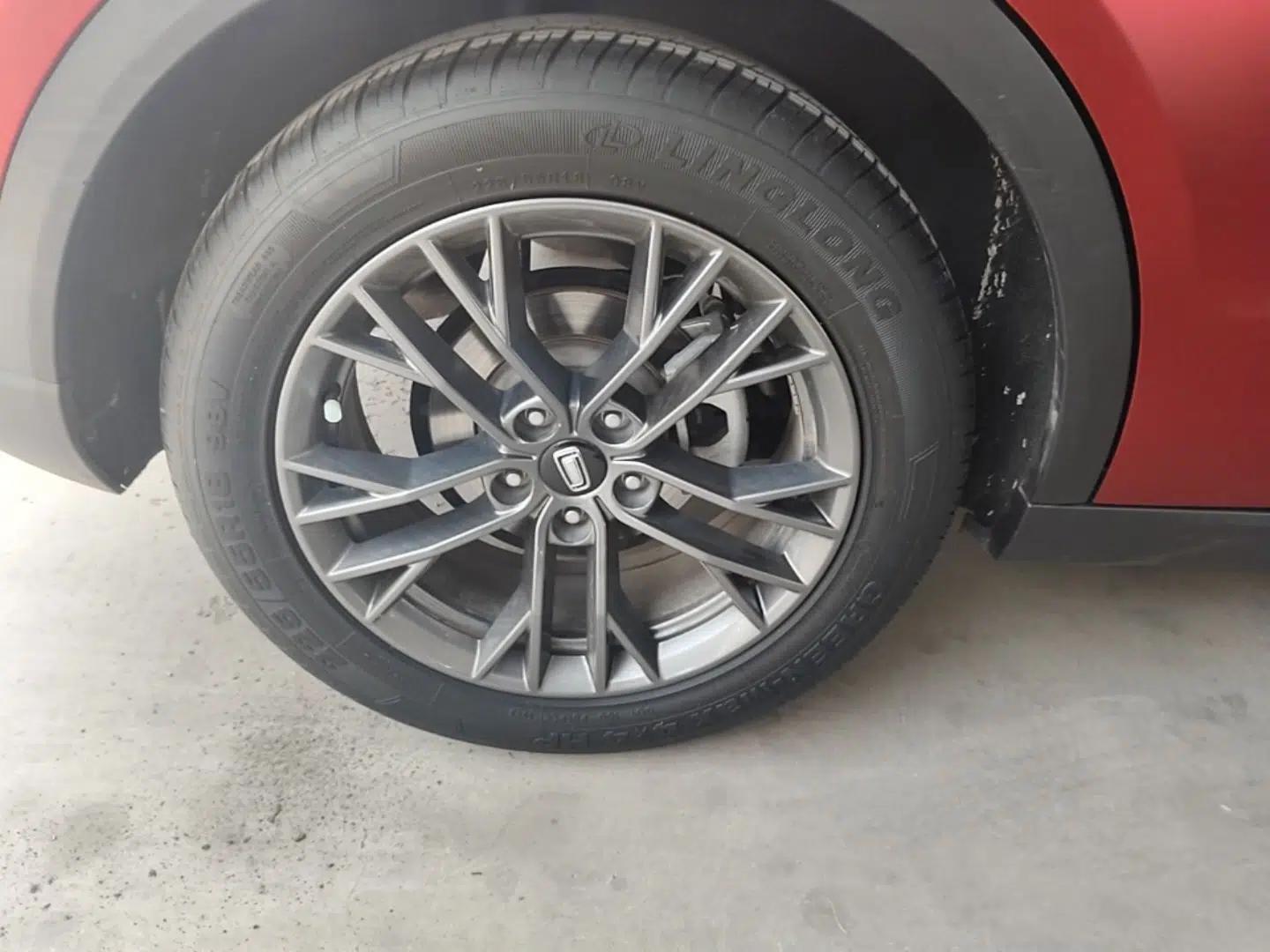 Bestune T55 2023 1.5T Automatic Leap Model — миниатюра 11