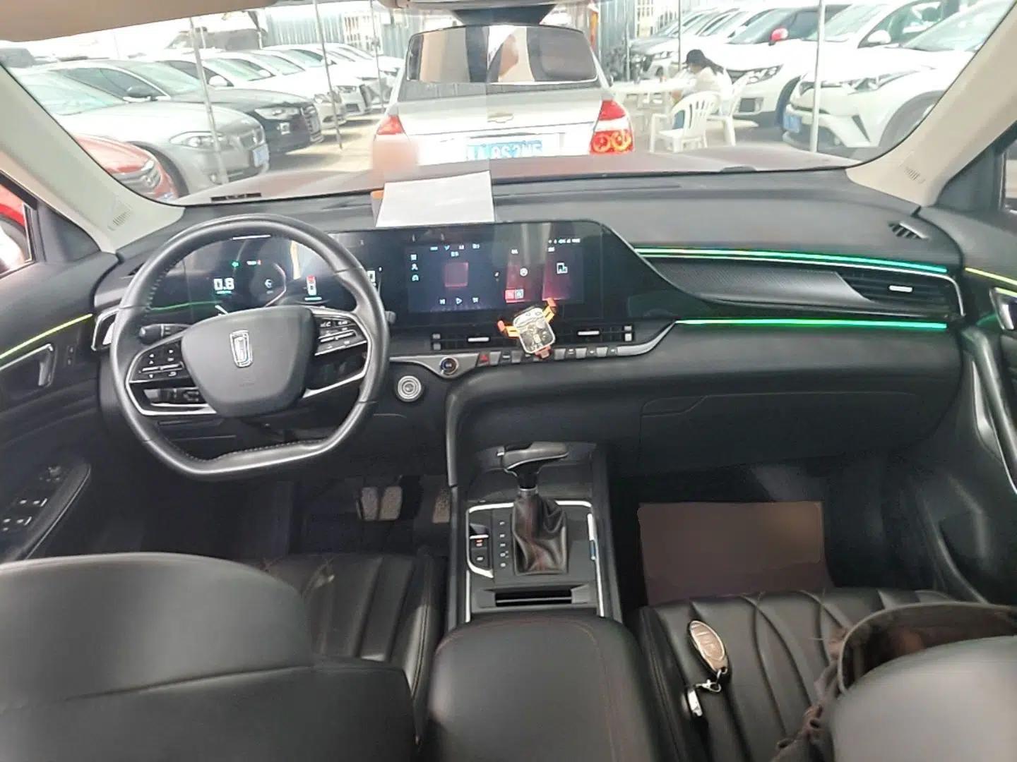 Bestune T55 2023 1.5T Automatic Leap Model — миниатюра 12