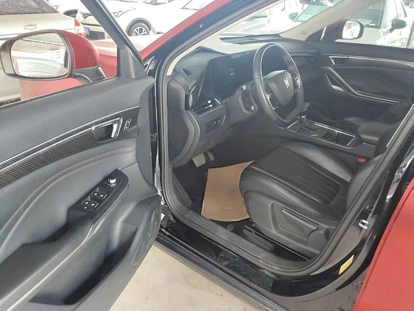 Bestune T55 2023 1.5T Automatic Leap Model — миниатюра 18