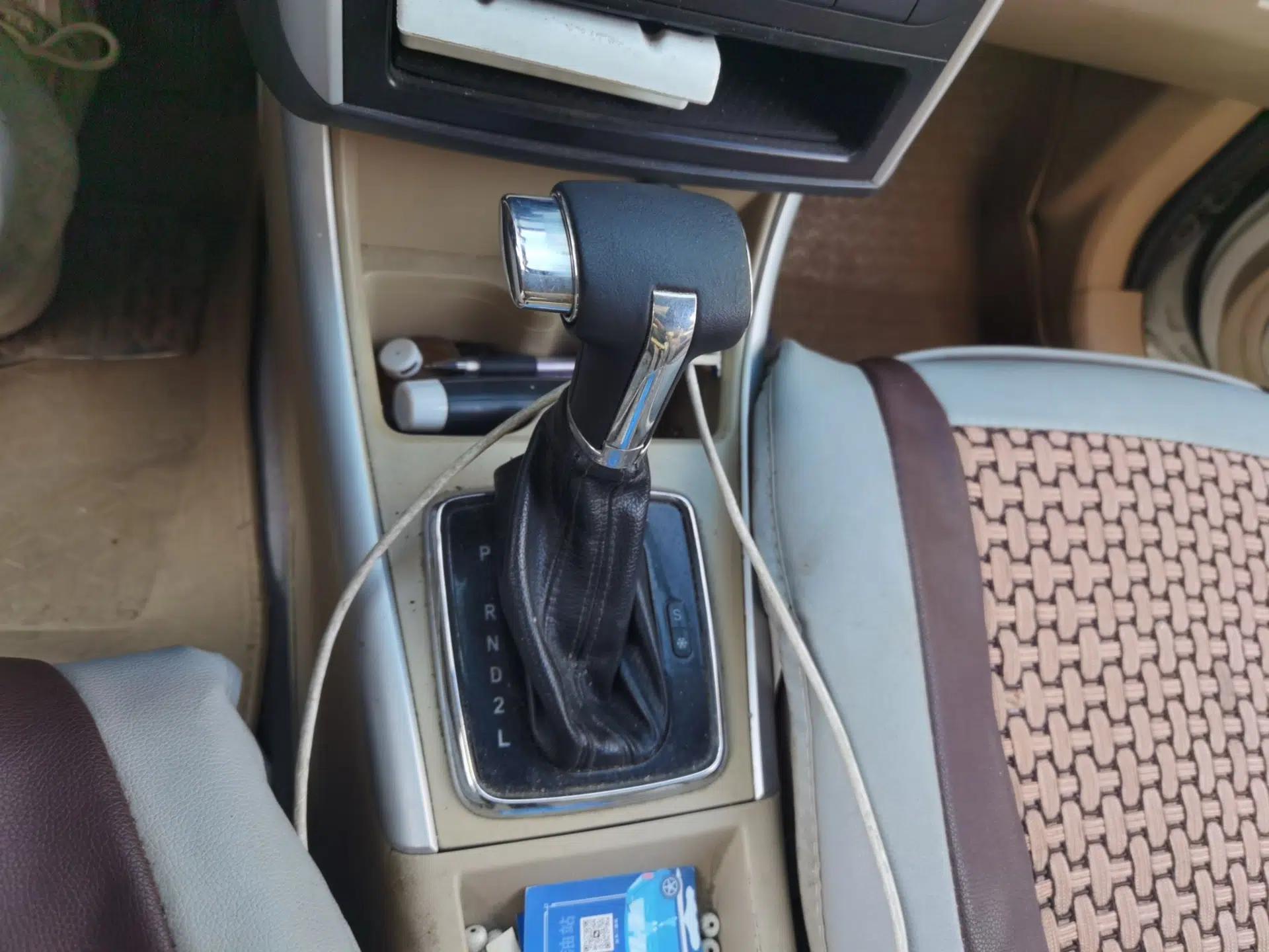 BAIC E Series 2012 Hatchback 1.5L Automatic Leshang Version — миниатюра 14