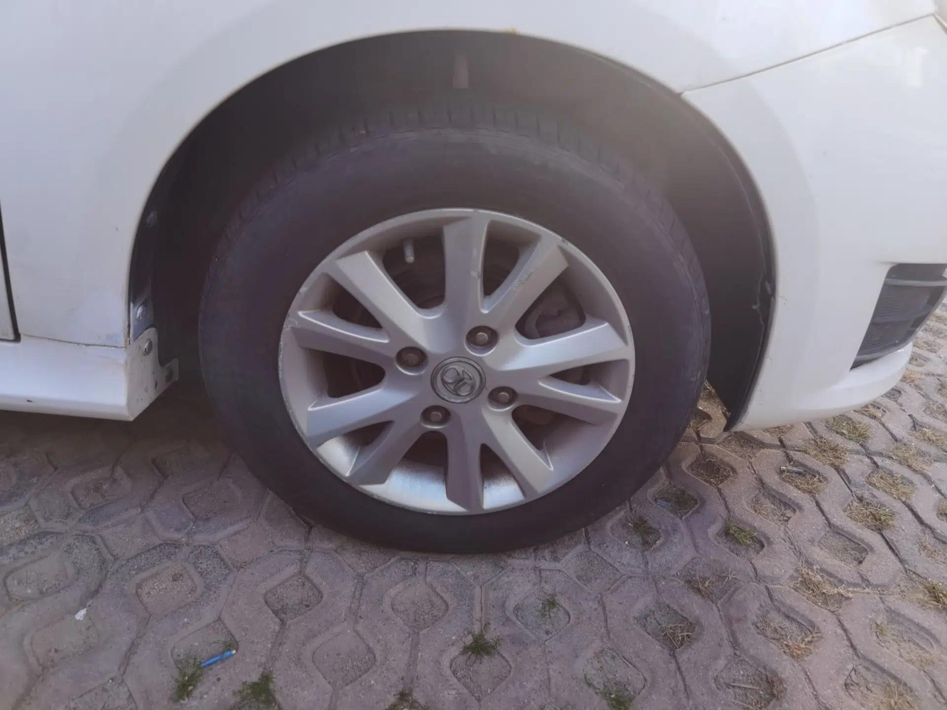 BAIC E Series 2012 Hatchback 1.5L Automatic Leshang Version — миниатюра 8
