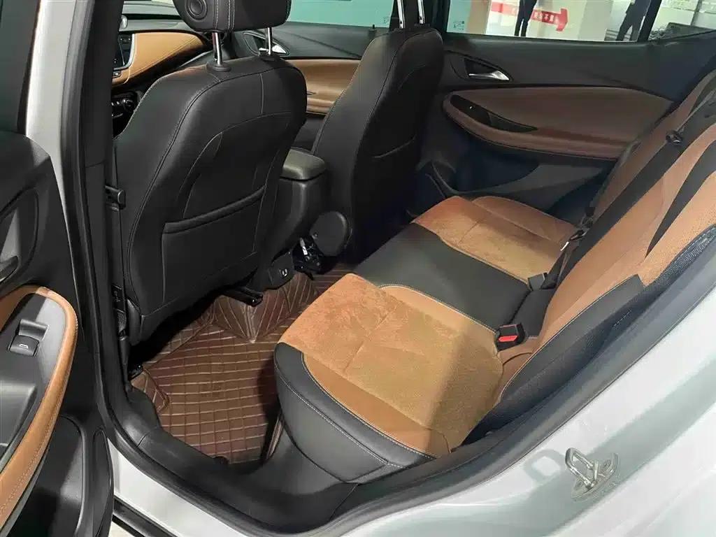 Encore GX 2022 332T CVT 2WD Luxury — миниатюра 12