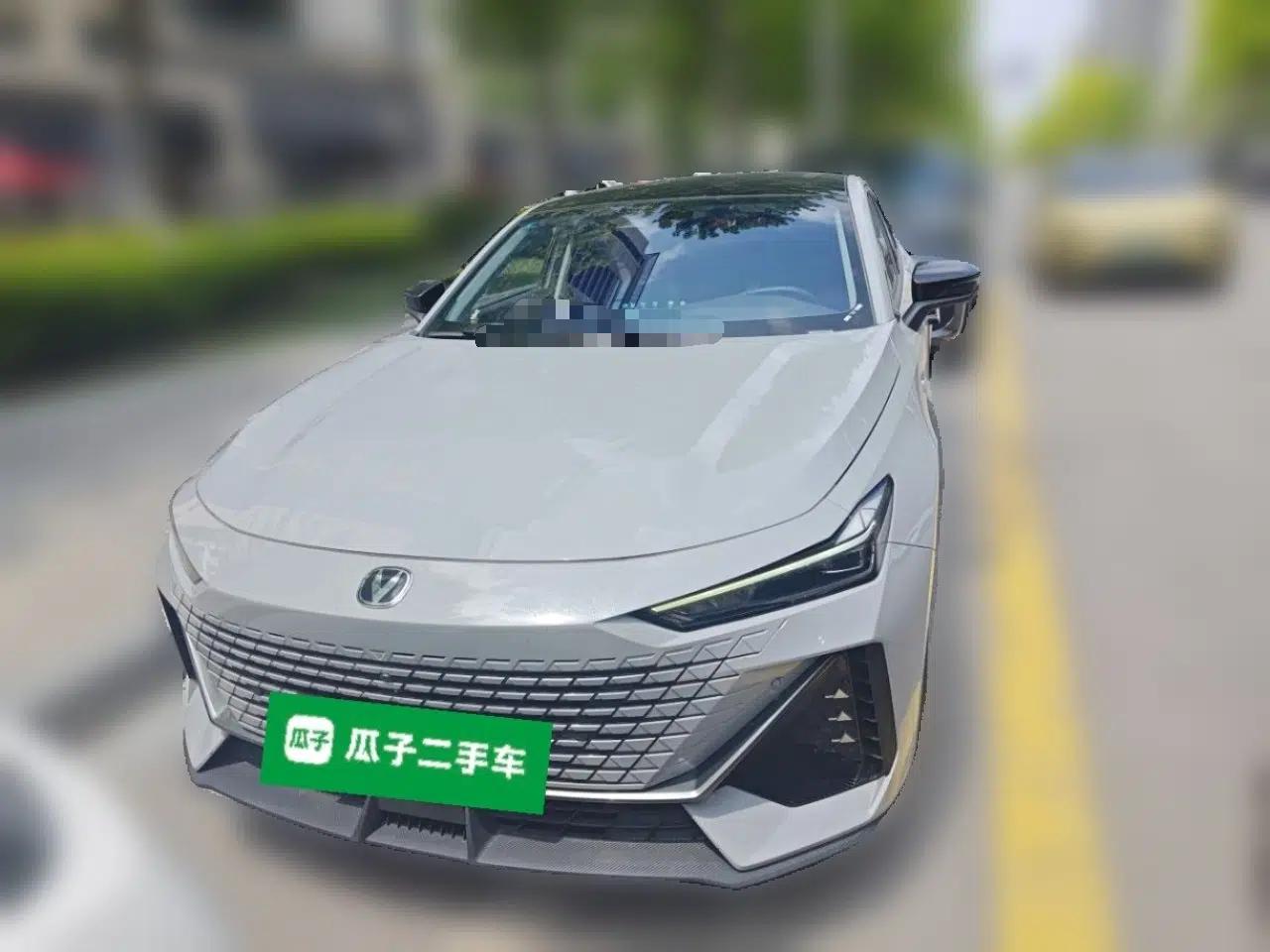 CHANGAN UNI-V iDD 2023 ZhiDian iDD 1.5T 113km ZhiKu Model — миниатюра 2