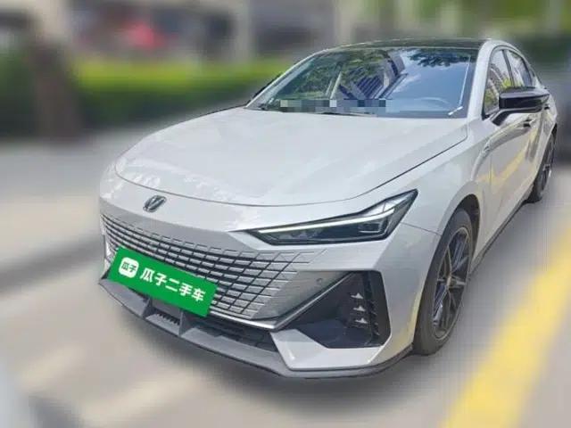 CHANGAN UNI-V iDD 2023 ZhiDian iDD 1.5T 113km ZhiKu Model