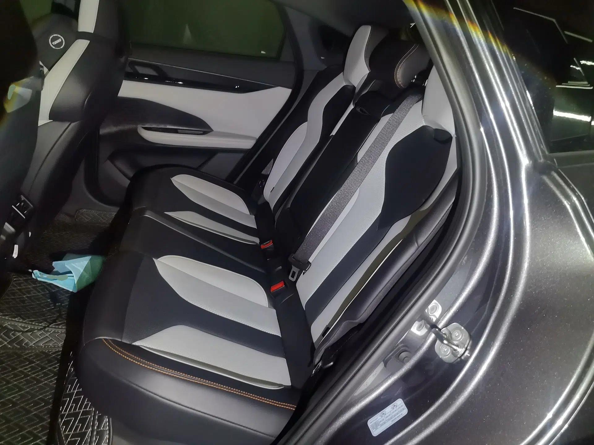 CHANGAN UNI-V iDD 2024 Blue Whale Smart Electric iDD 136km Luxury Model — миниатюра 17