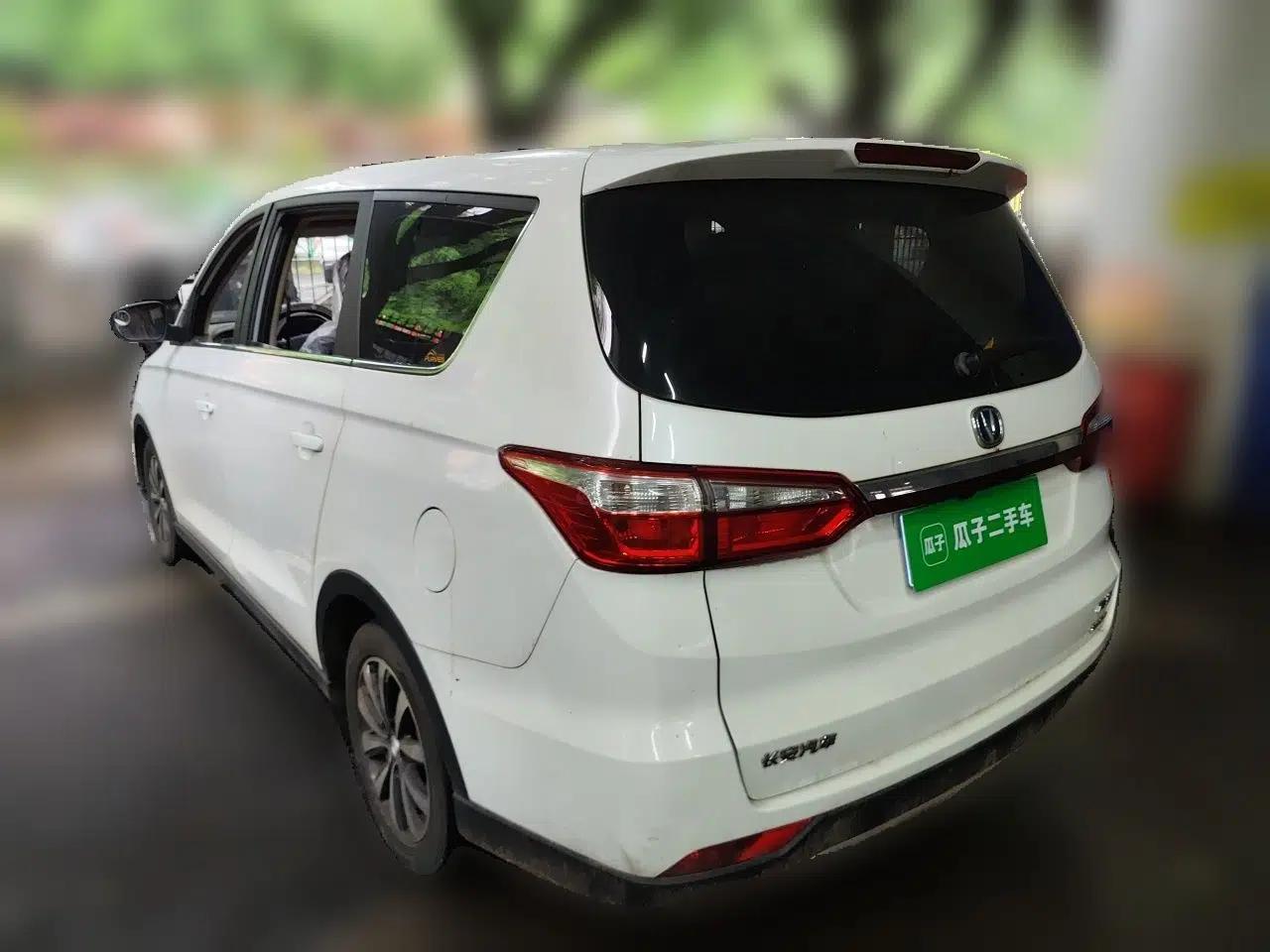 CHANGAN Lingxuan 2017 1.5T Automatic Lehuo Happy Edition — миниатюра 4