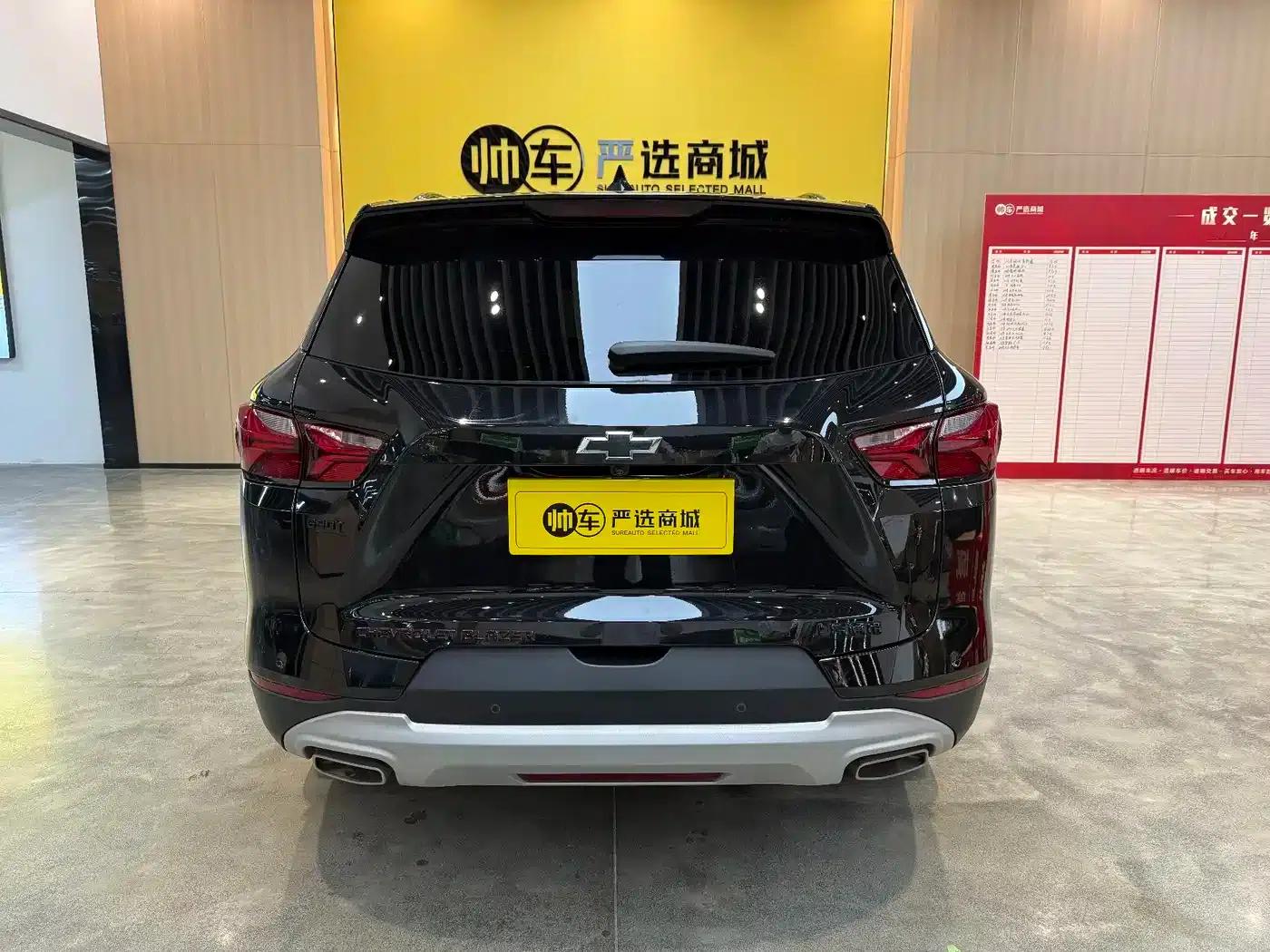 2022 Chevrolet Blazer Mild Hybrid 650T Redline 7-Seater Thunder Edition — миниатюра 4