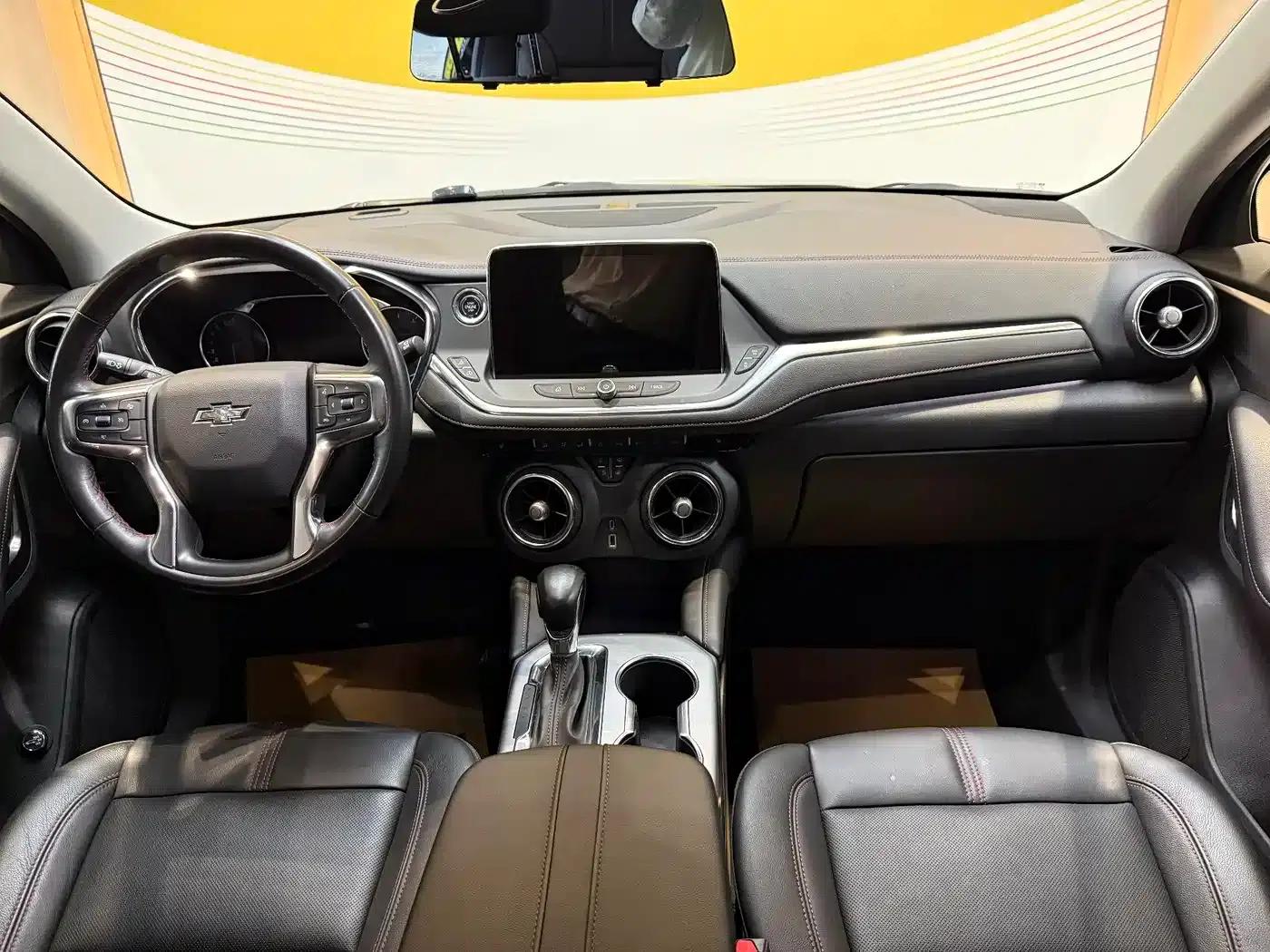 2022 Chevrolet Blazer Mild Hybrid 650T Redline 7-Seater Thunder Edition — миниатюра 10