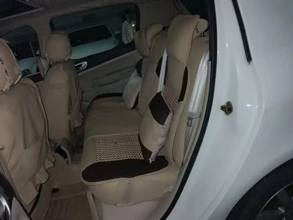 Peugeot 307 2013 Hatchback 1.6L Automatic Comfort Edition — миниатюра 13