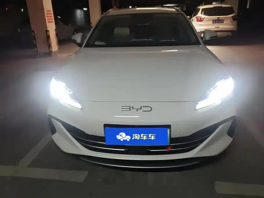 Seal 06 DM-i Touring Edition 2025 DM-i 150KM Premium Model — миниатюра 2