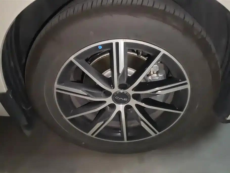 Seal 06 DM-i Touring Edition 2025 DM-i 150KM Premium Model — миниатюра 6