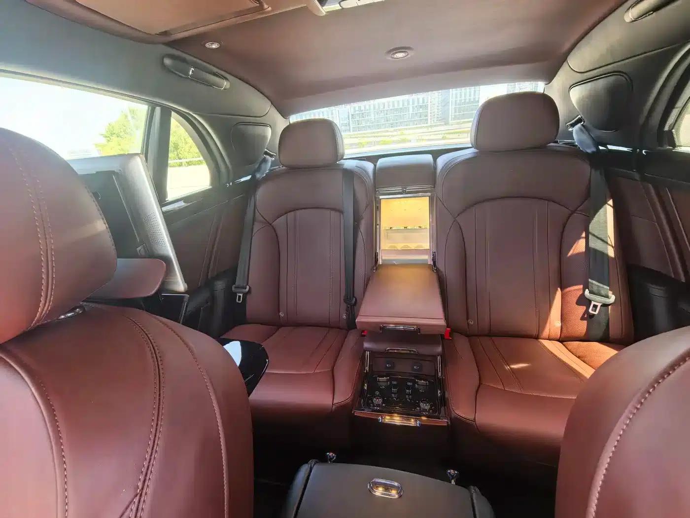 Mulsanne 2016 6.8T Standard Edition — миниатюра 12