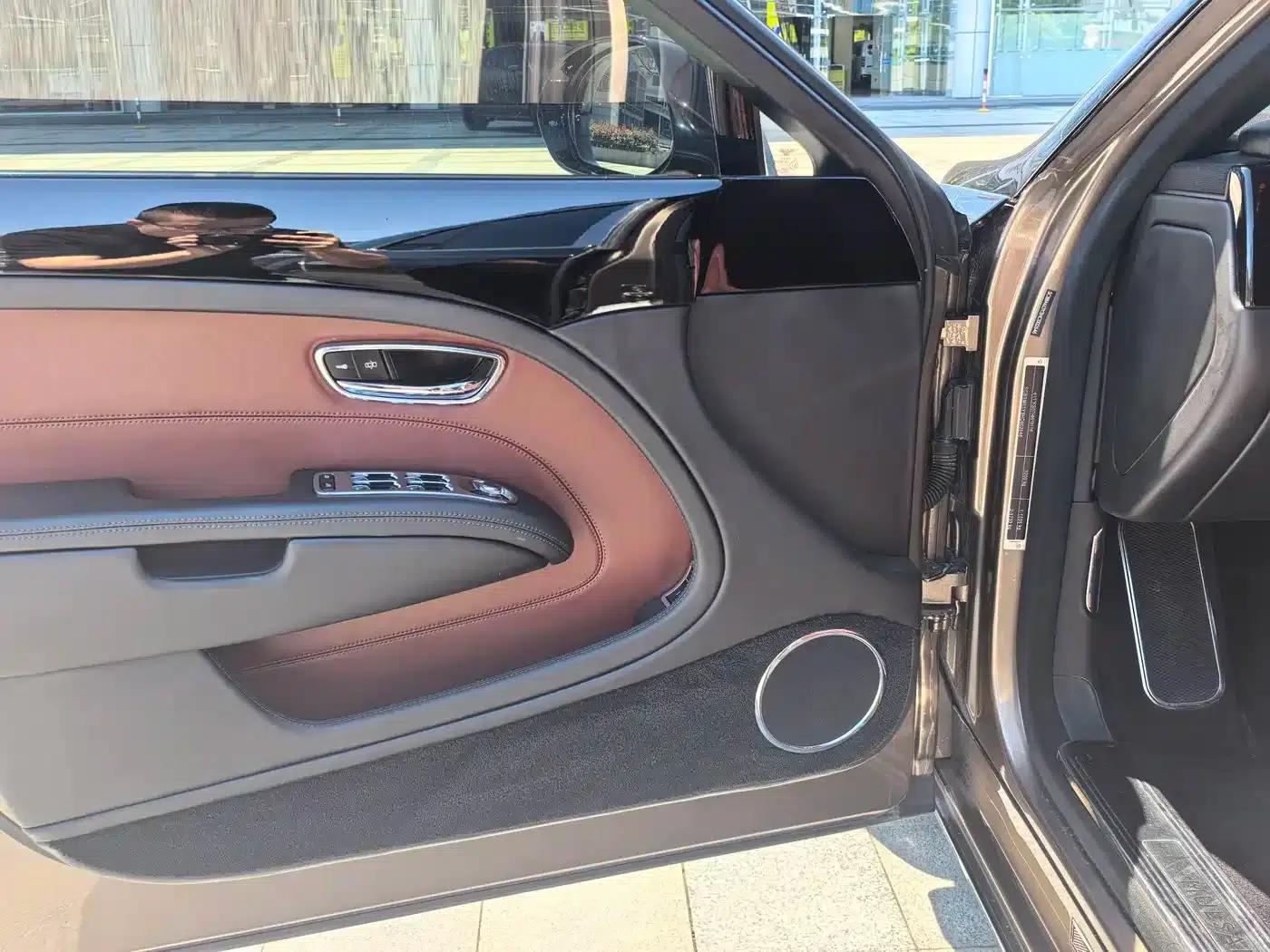 Mulsanne 2016 6.8T Standard Edition — миниатюра 17