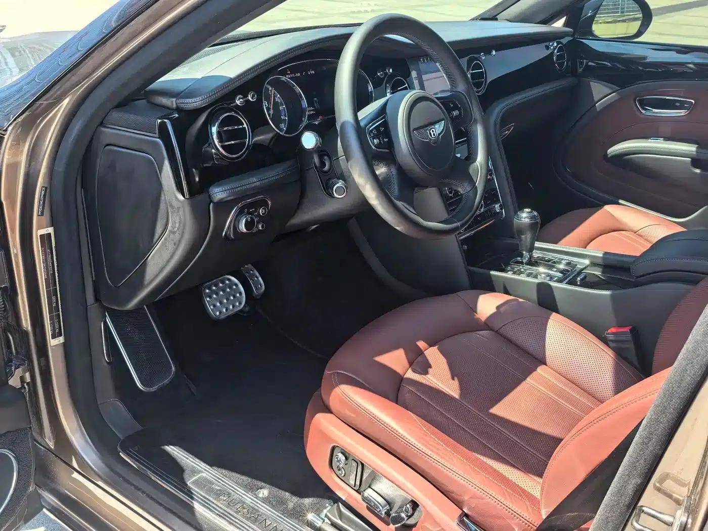 Mulsanne 2016 6.8T Standard Edition — миниатюра 18