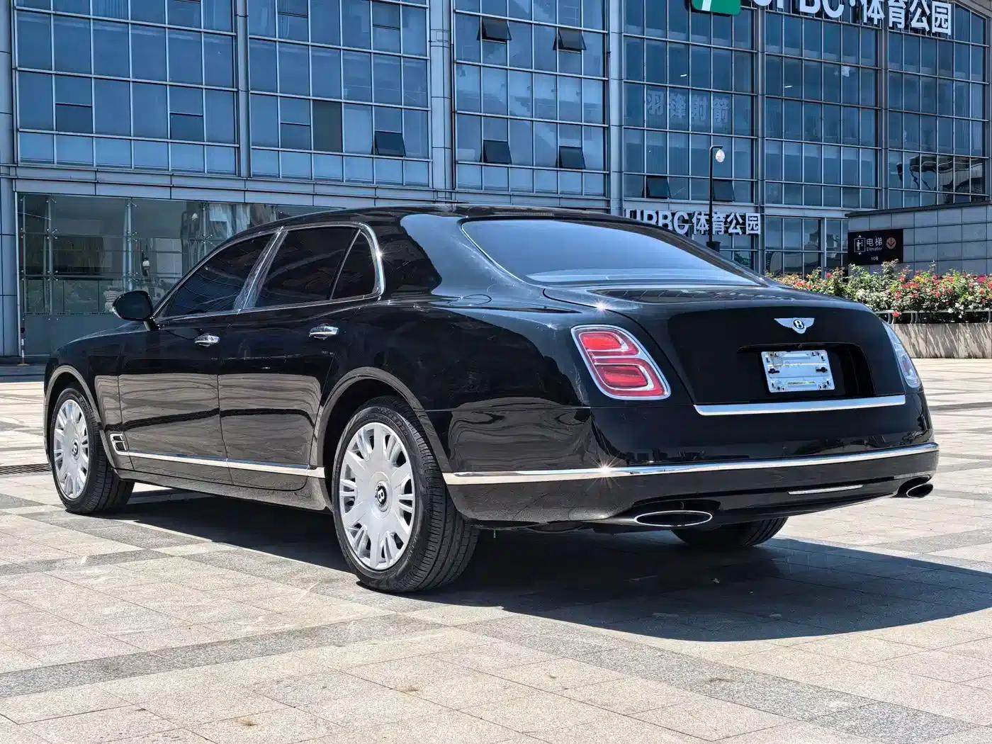 Mulsanne 2016 6.8T Standard Edition — миниатюра 4