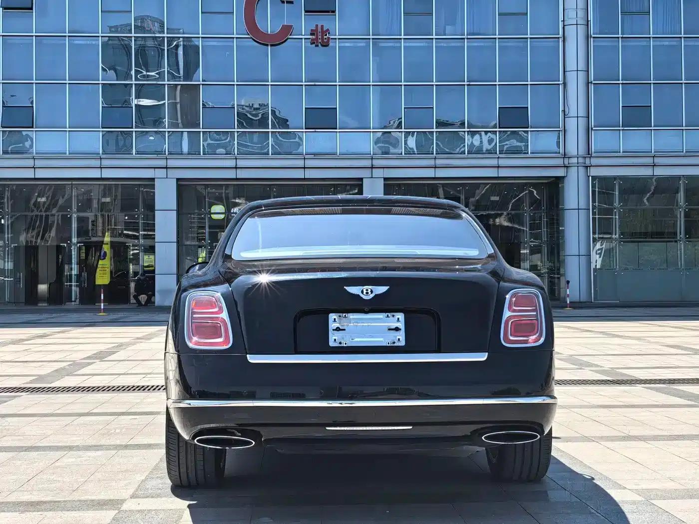 Mulsanne 2016 6.8T Standard Edition — миниатюра 5