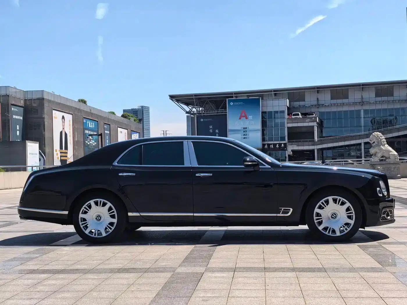 Mulsanne 2016 6.8T Standard Edition — миниатюра 7