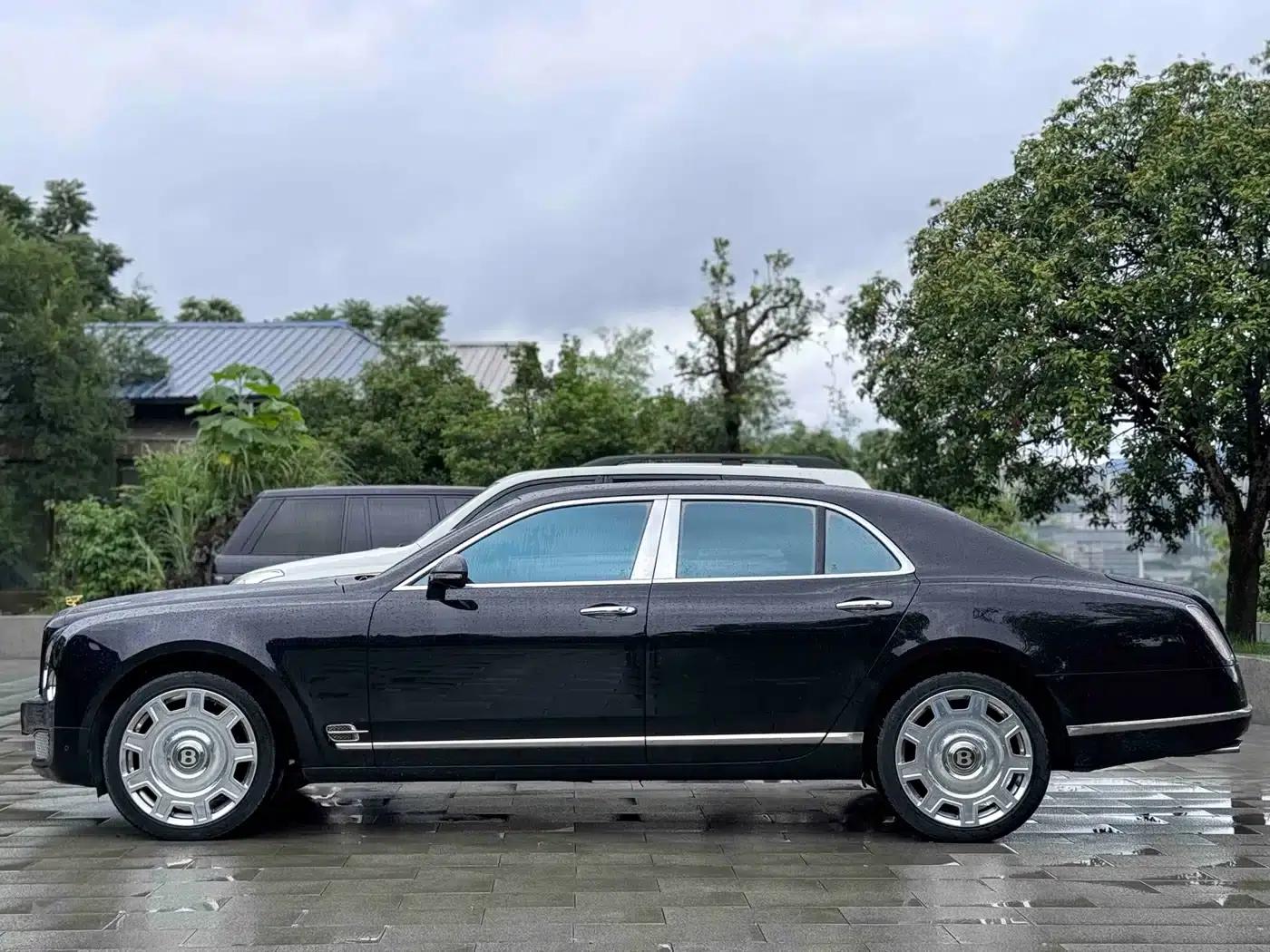 2013 Mulsanne 6.8T Mulliner Special Edition — миниатюра 16
