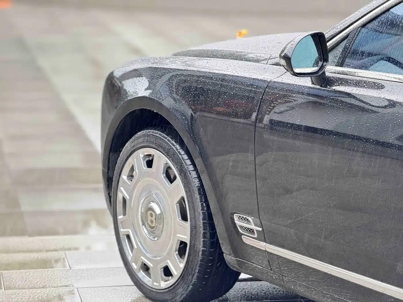 2013 Mulsanne 6.8T Mulliner Special Edition — миниатюра 21