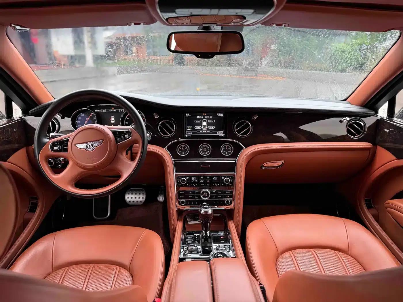 2013 Mulsanne 6.8T Mulliner Special Edition — миниатюра 5