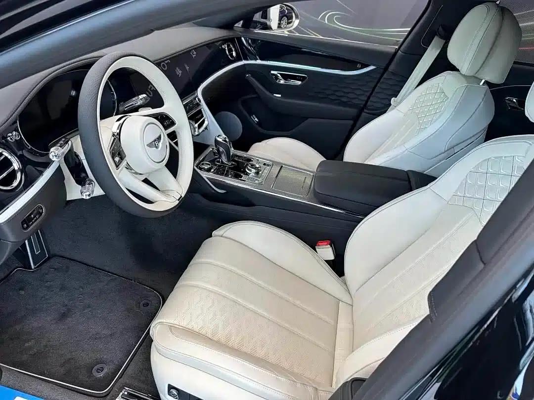 2026 Mercedes-Benz Flying Spur Plug-in Hybrid 4.0T V8 Mulliner — миниатюра 10