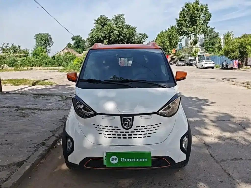 Baojun E100 2019 Model 250KM Smart Edition — миниатюра 3