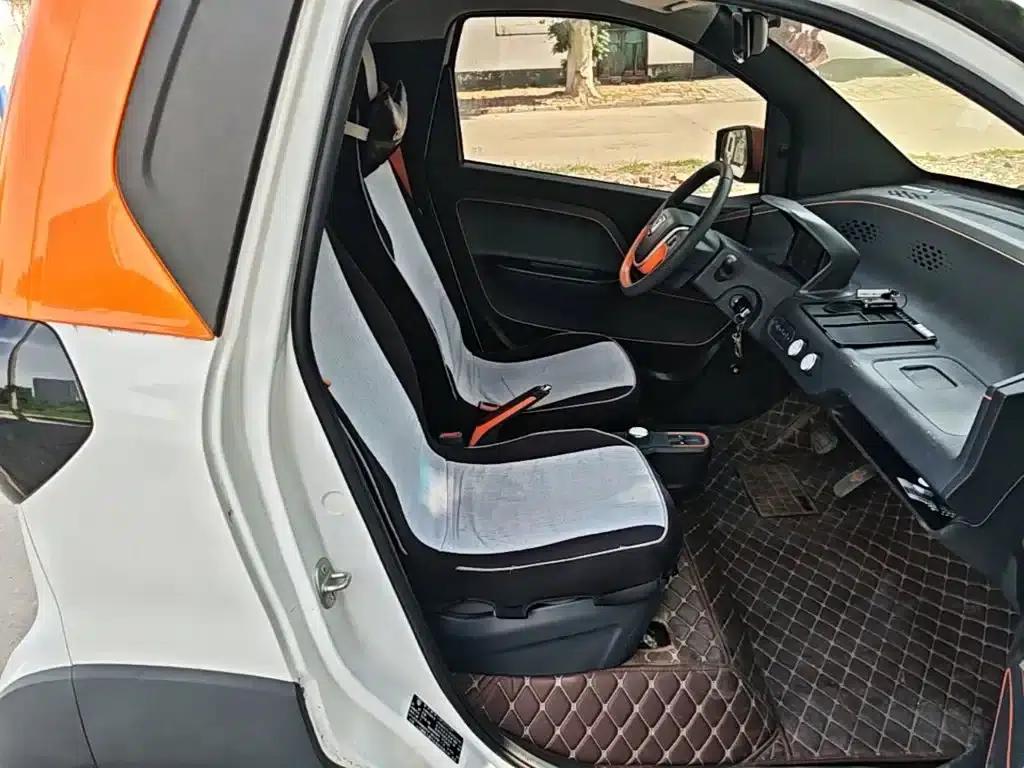 Baojun E100 2019 Model 250KM Smart Edition — миниатюра 25