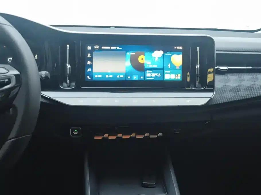 Baojun RM-5 2019 1.5L Manual Elite 7-Seater (24-Hour Online Service) — миниатюра 13