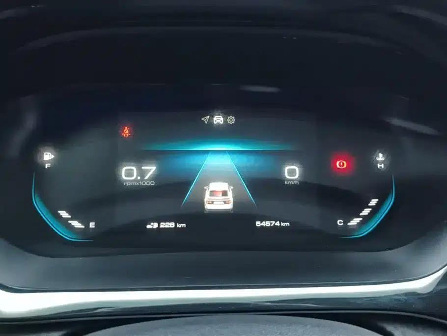 Baojun RM-5 2019 1.5L Manual Elite 7-Seater (24-Hour Online Service) — миниатюра 14