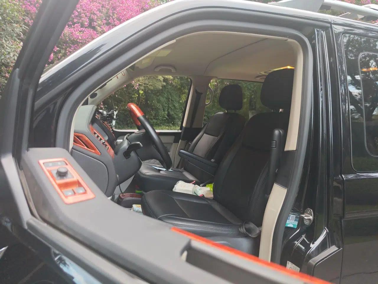 Volkswagen Caravelle 2019 2.0 TSI Four-Wheel Drive Luxury Edition 7 Seats — миниатюра 15