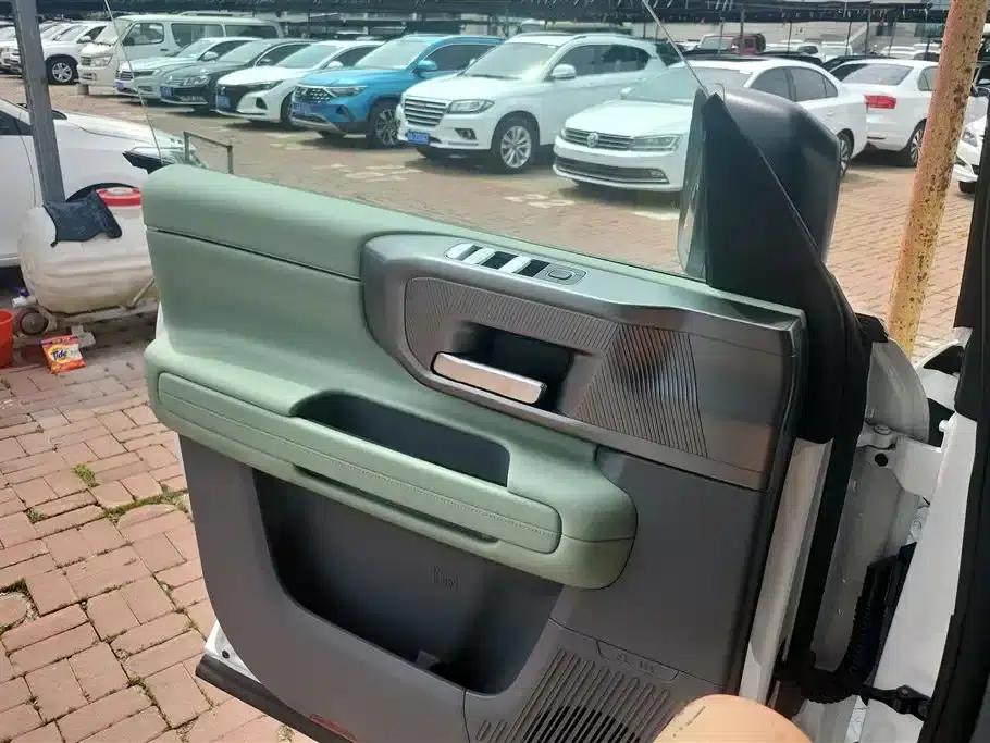 Beijing BJ40 Range Extender 2025 Standard Edition — миниатюра 7
