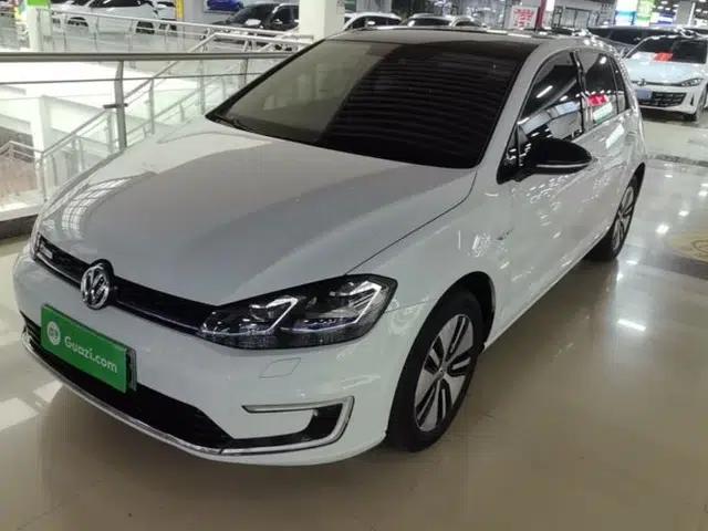 Volkswagen Golf Pure Electric 2020 Chari