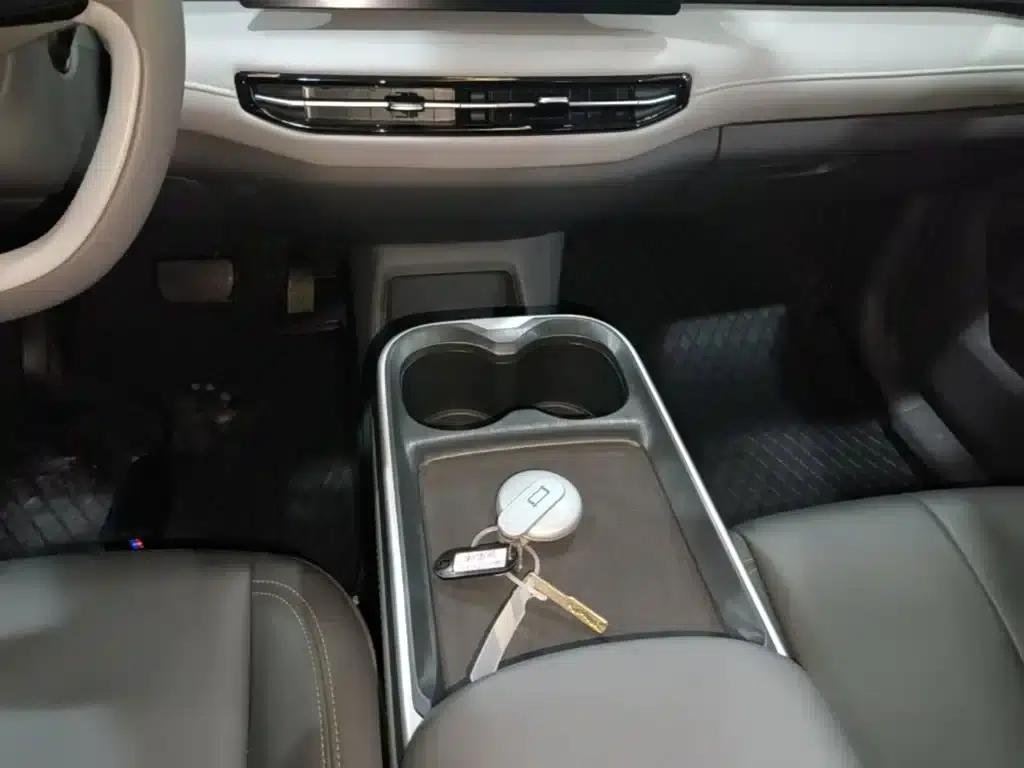 Yueyi 03 2025 Model 565km Enjoy Edition — миниатюра 14