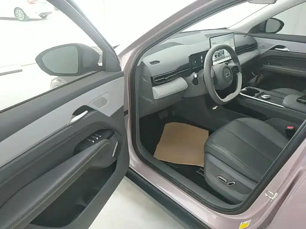 Yueyi 03 2025 565km Premium Edition — миниатюра 16