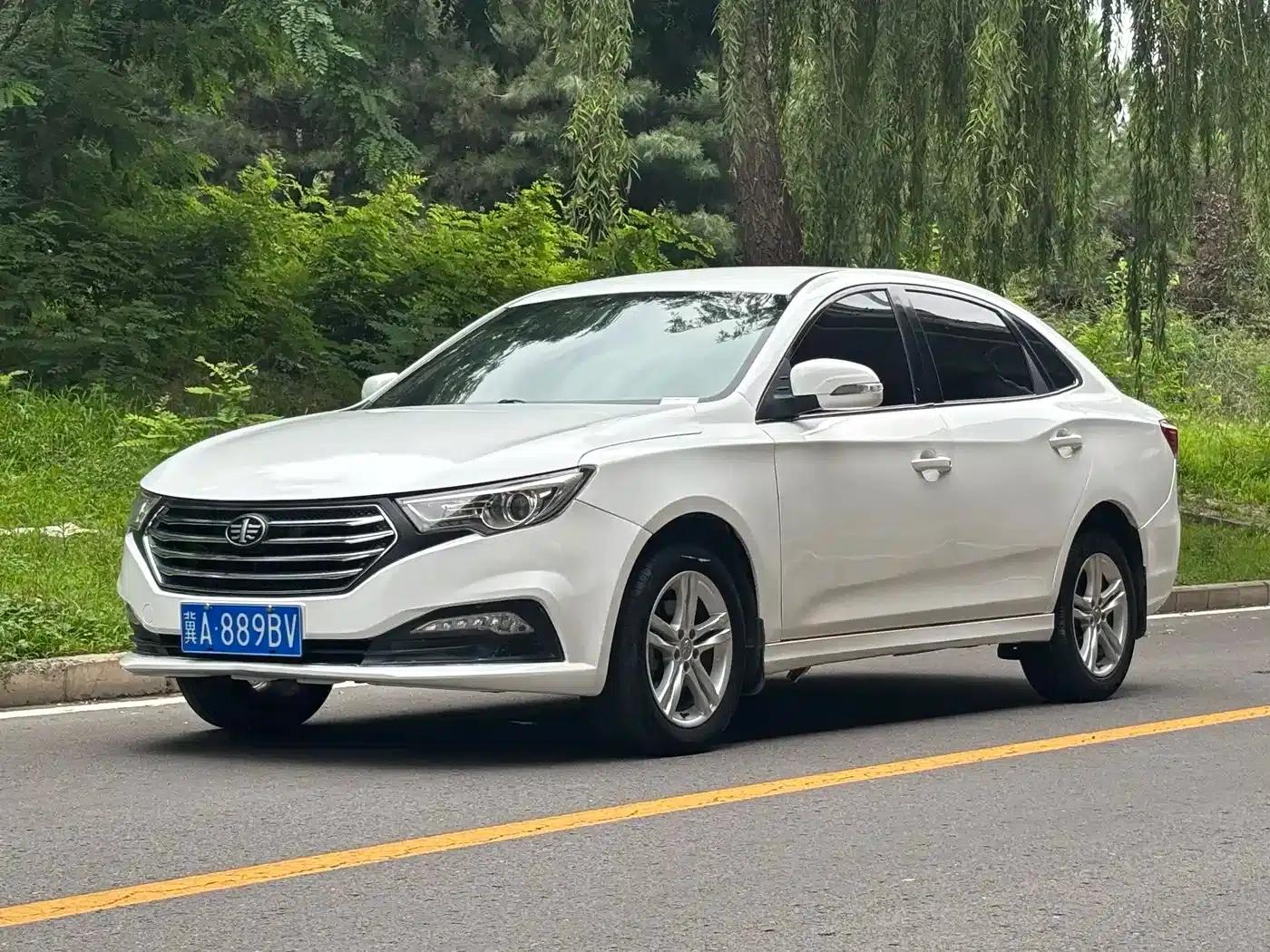 Bestune B30 2019 1.6L Automatic Comfort Model — миниатюра 1