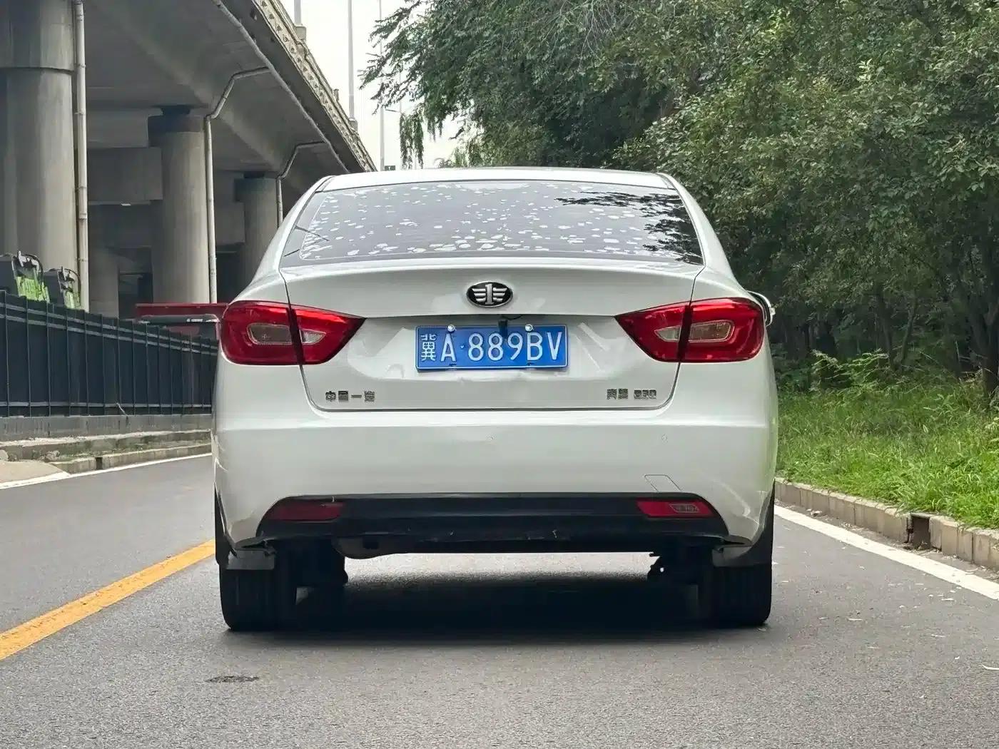 Bestune B30 2019 1.6L Automatic Comfort Model — миниатюра 5