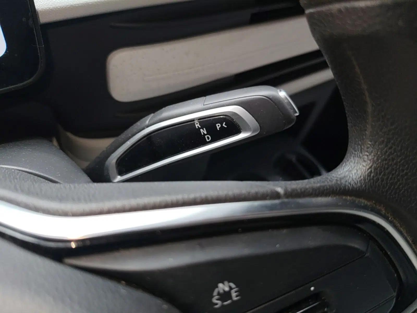 SAIC MAXUS Dana V1 2025 Low-Roof Multi-Function Version 42 kWh — миниатюра 16