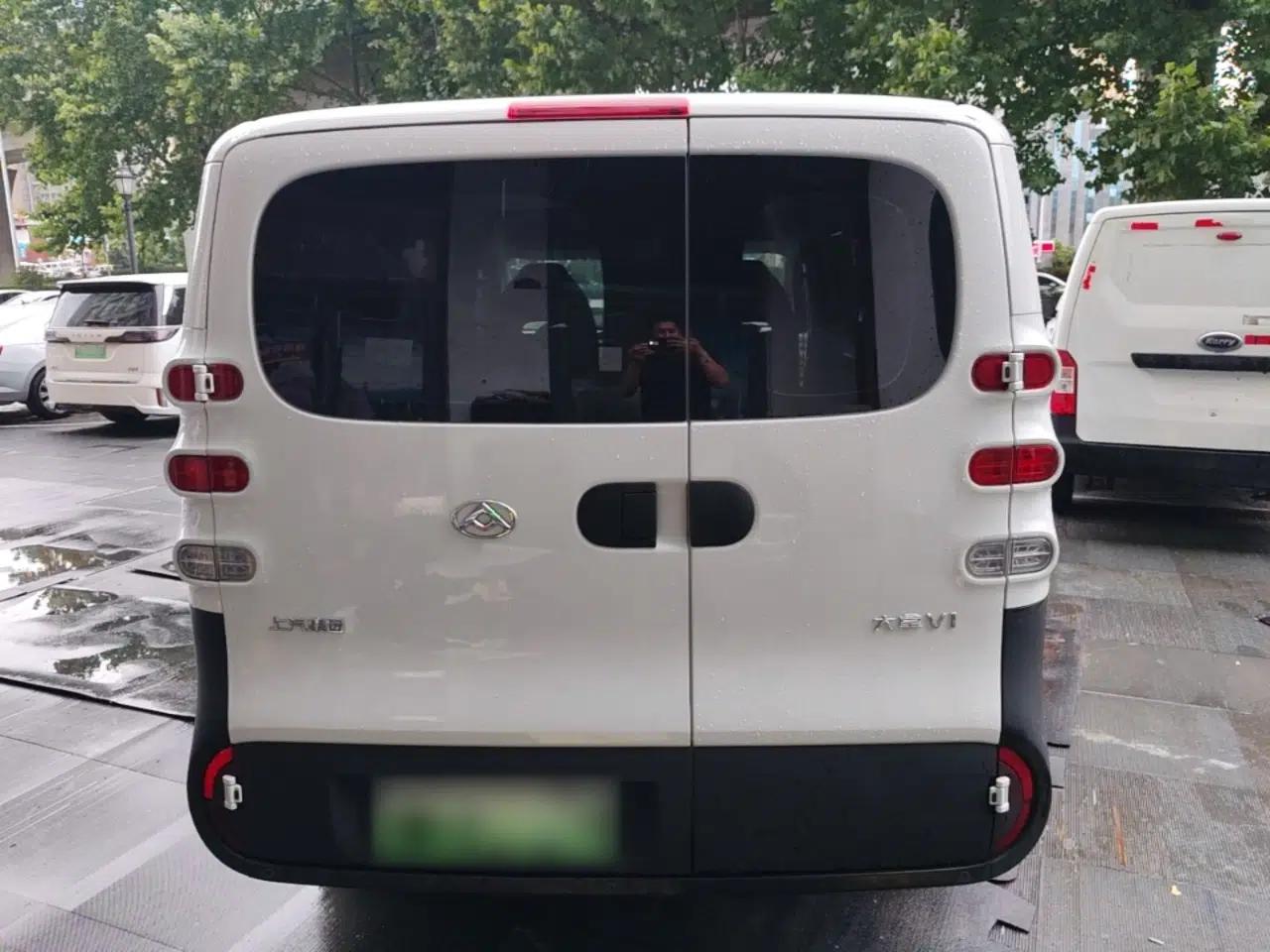 SAIC MAXUS Dana V1 2025 Low-Roof Multi-Function Version 42 kWh — миниатюра 5